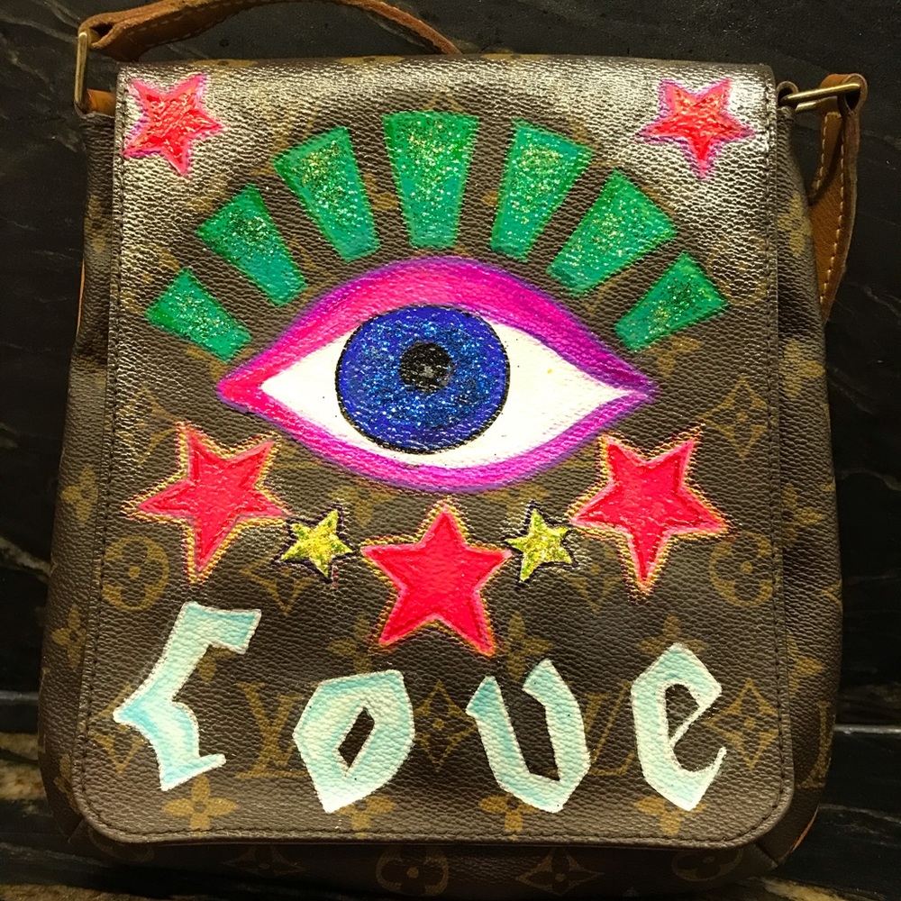 Meet your Posher, Ella